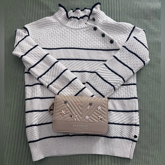 Old money feel sweater - Picture 2 of 8